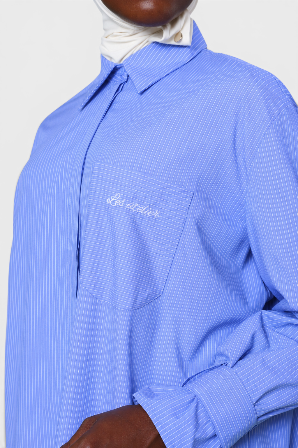 SALMIA SHIRT <span>BLUE WHITE STRIPES</span>