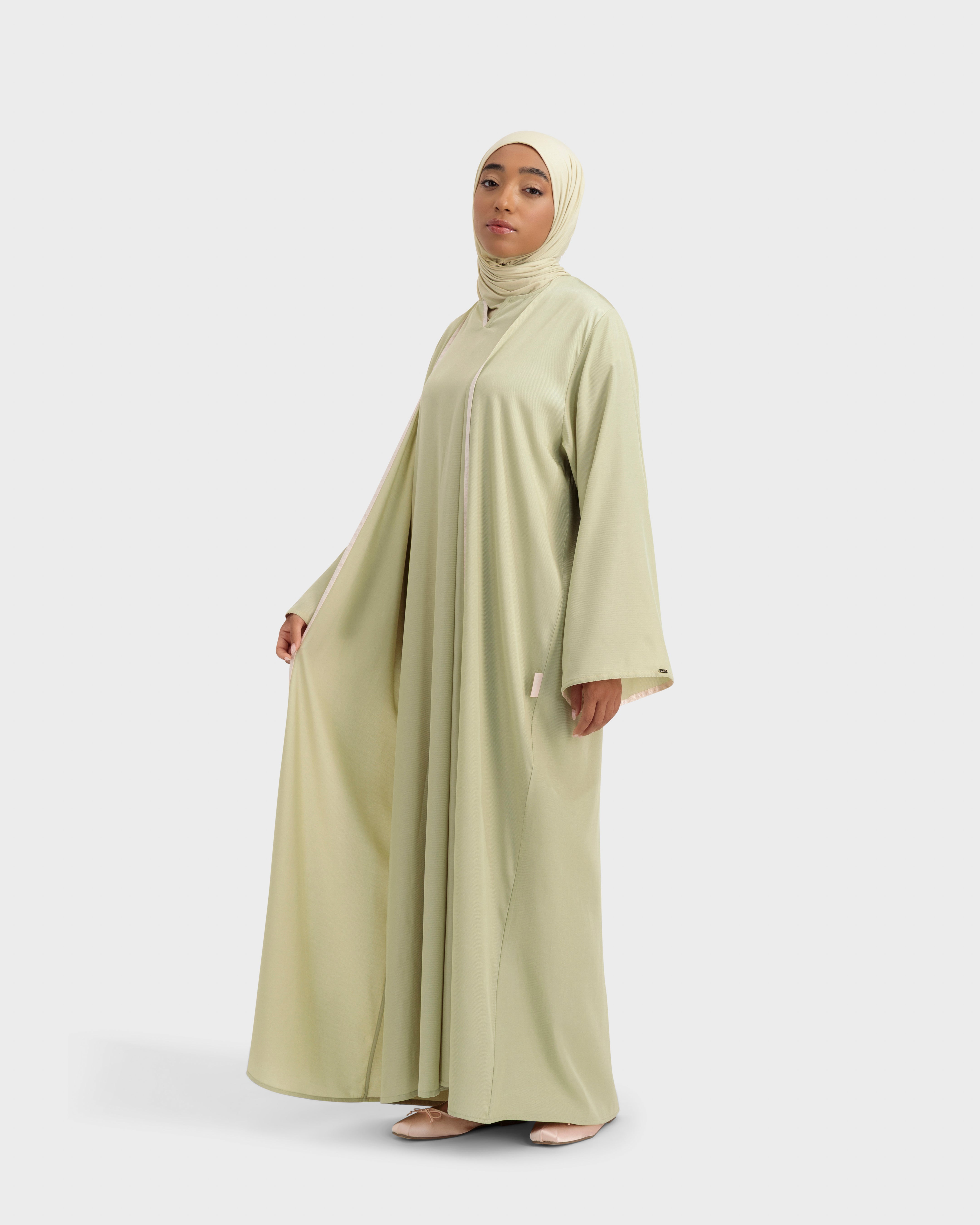 RAENI KIMONO GREEN BEIGE