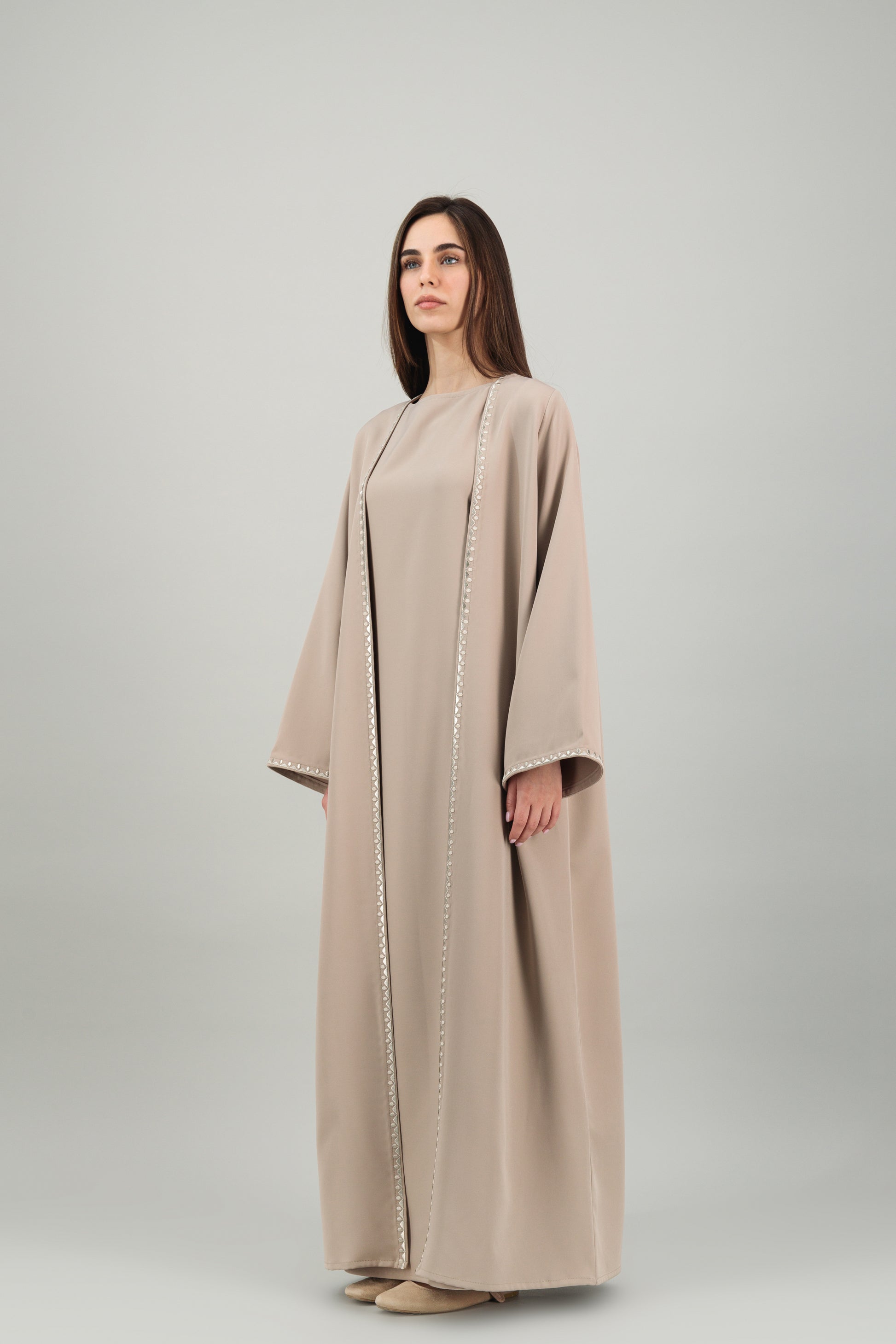 Nisrine Abaya Stone