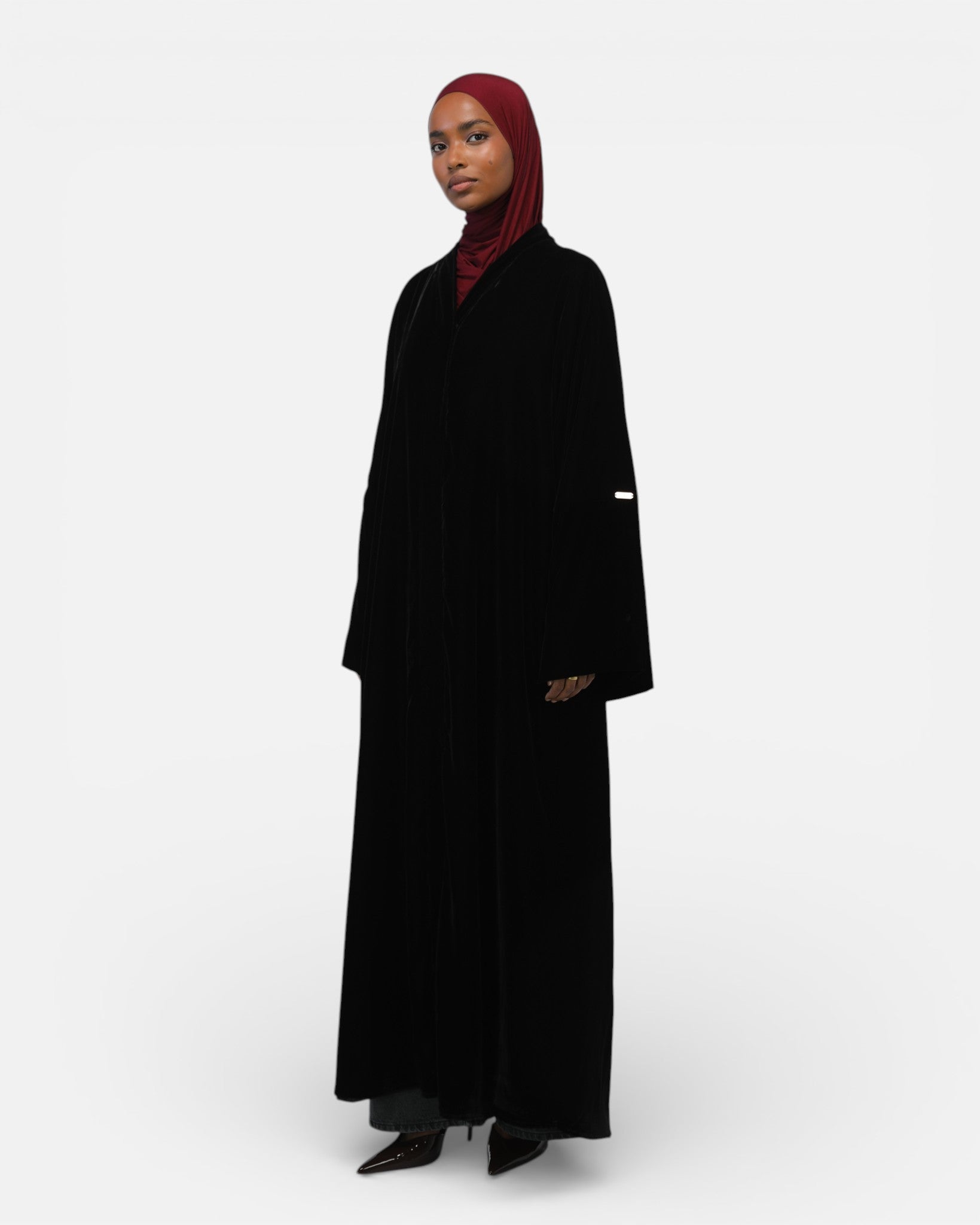 LEONA ABAYA <span>BLACK</span>