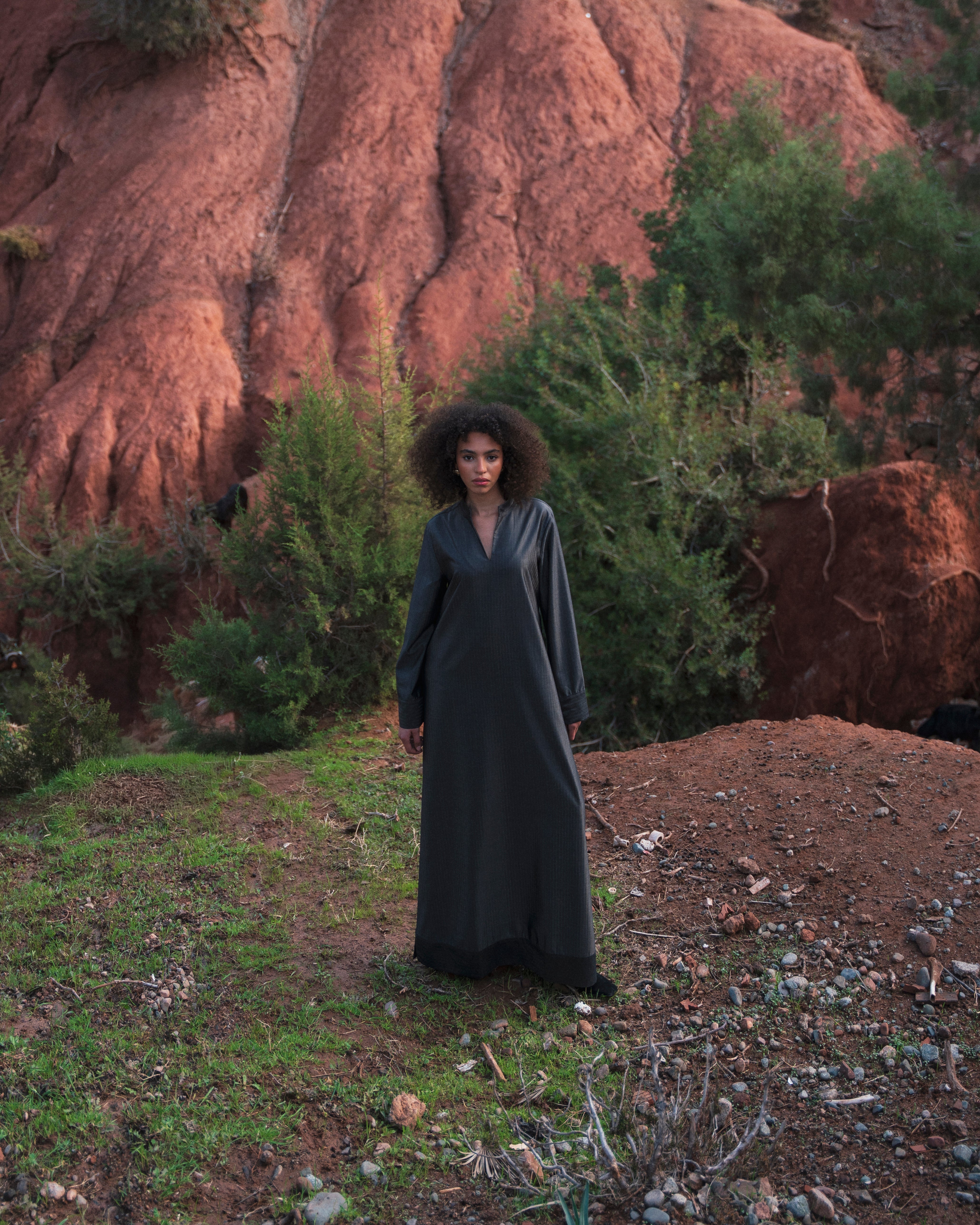 NAILA DRESS <span>GRANITE</span>