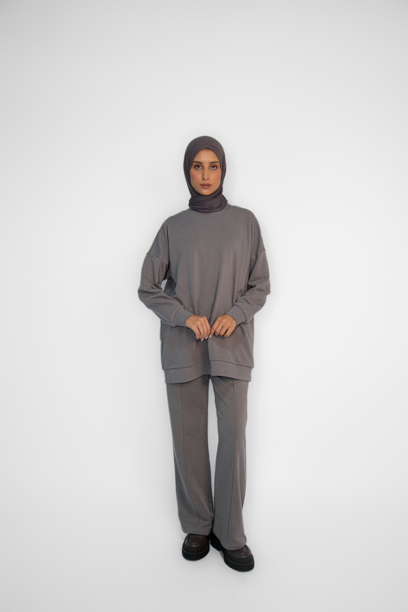 RAYA SWEATER ASH TAUPE