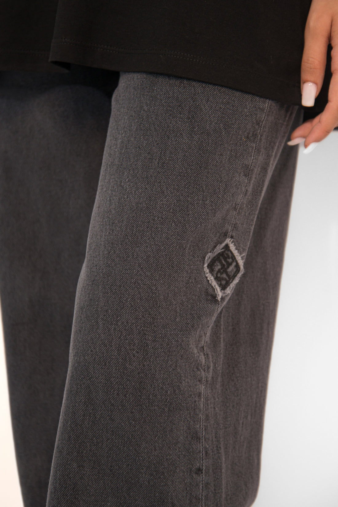 LAURA JEANS DARK GREY