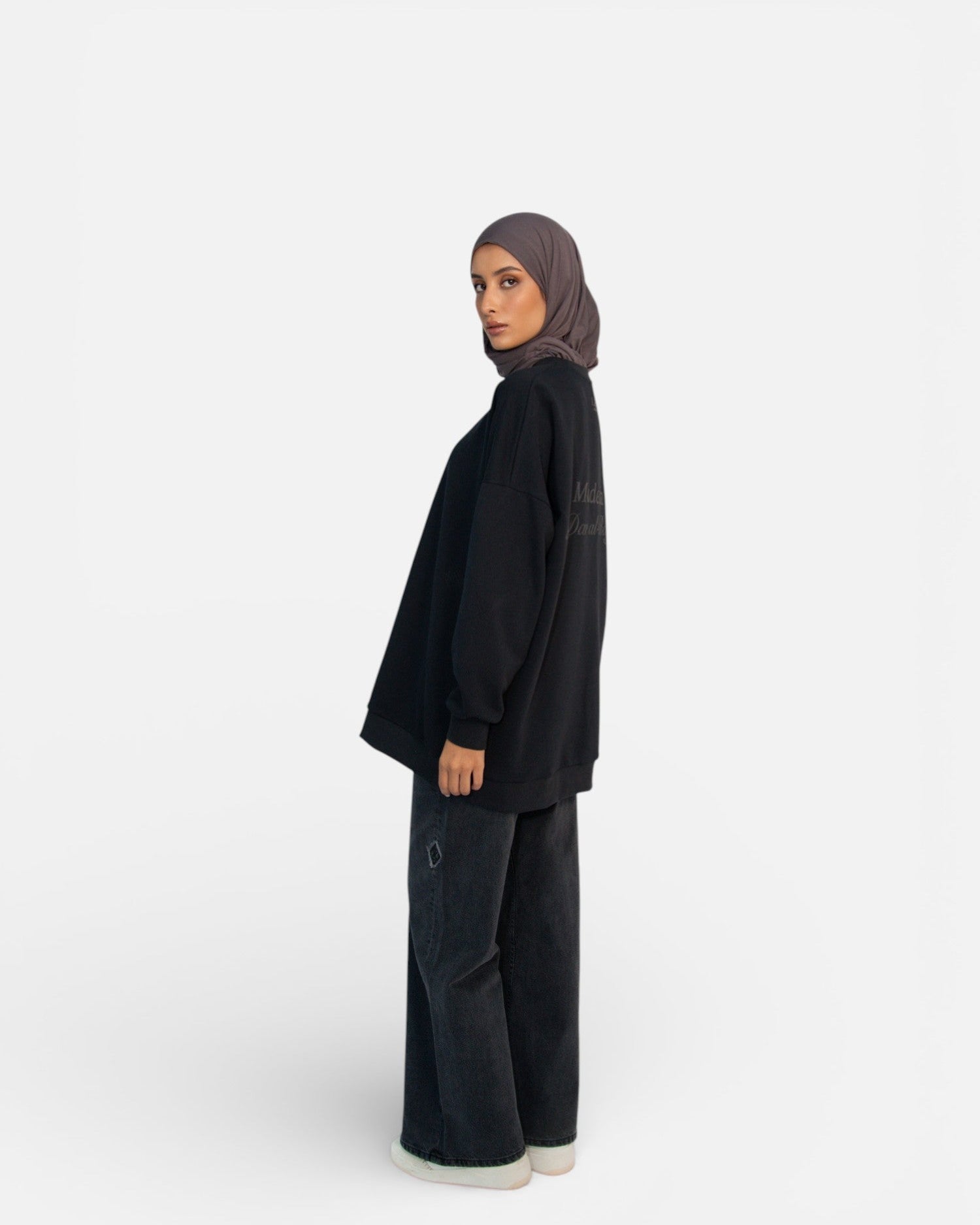 DAR AL BAY DA SWEATER <span>BLACK BEAUTY</span>