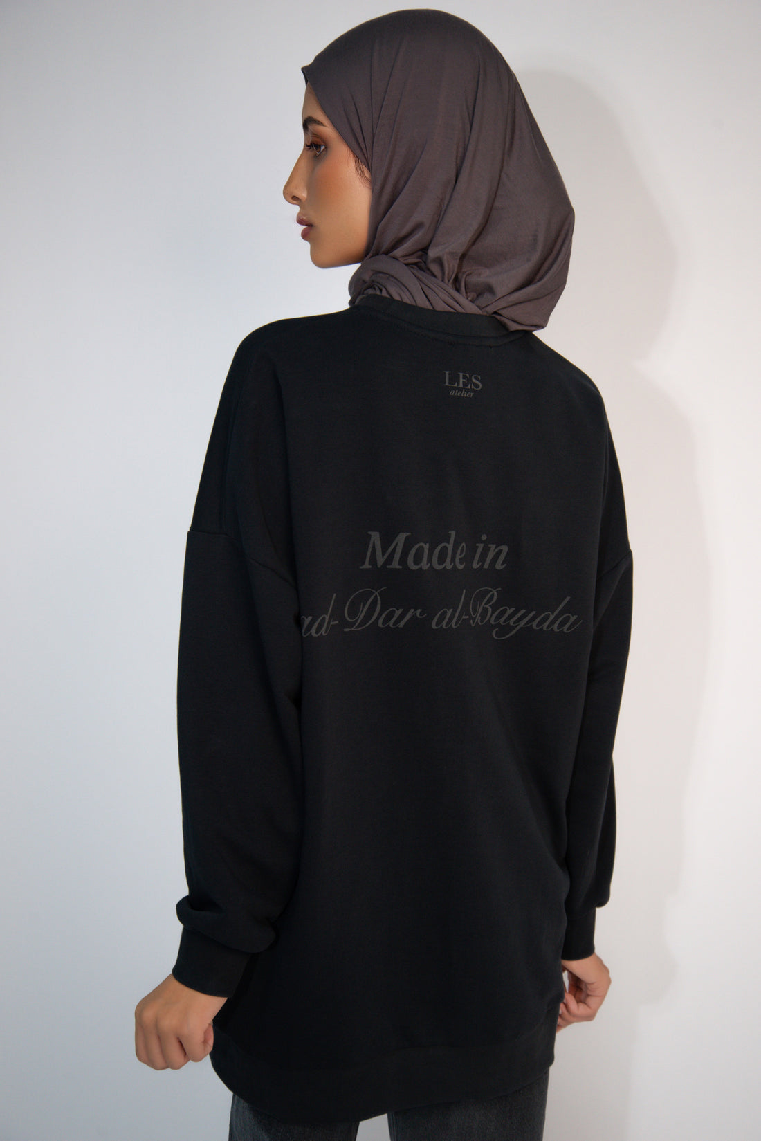 DAR AL BAY DA SWEATER BLACK BEAUTY