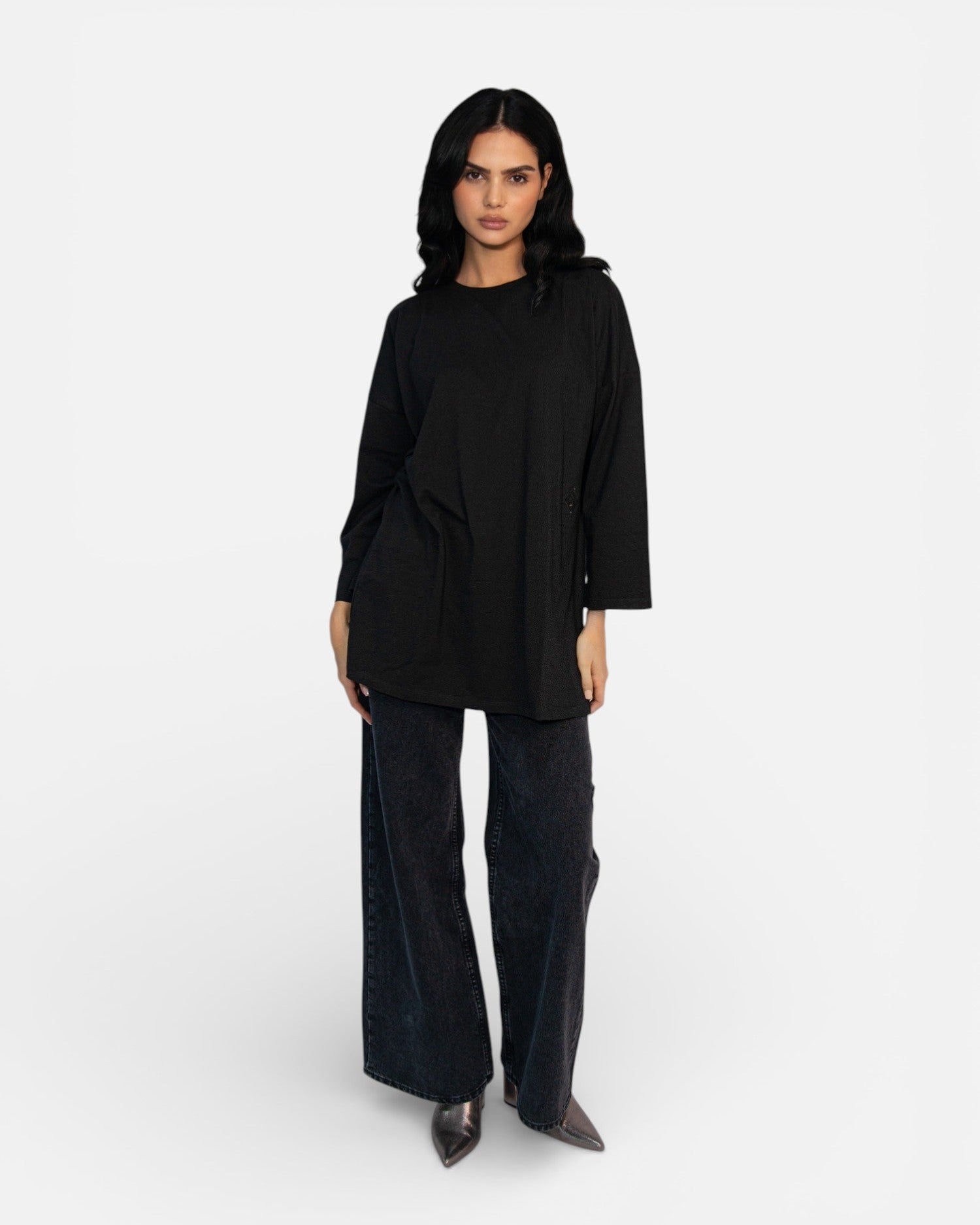 ROOS OVERSIZED LONGSLEEVE <span>BLACK</span>