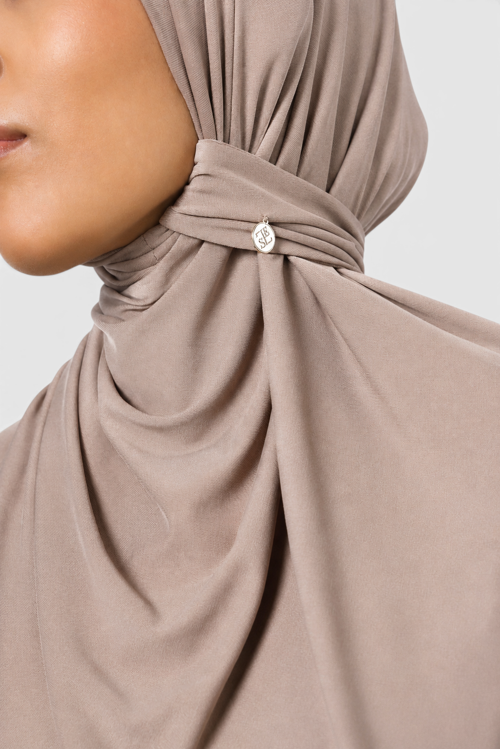 MODAL PULL ON SCARF LONG <span>KHAKI</span>