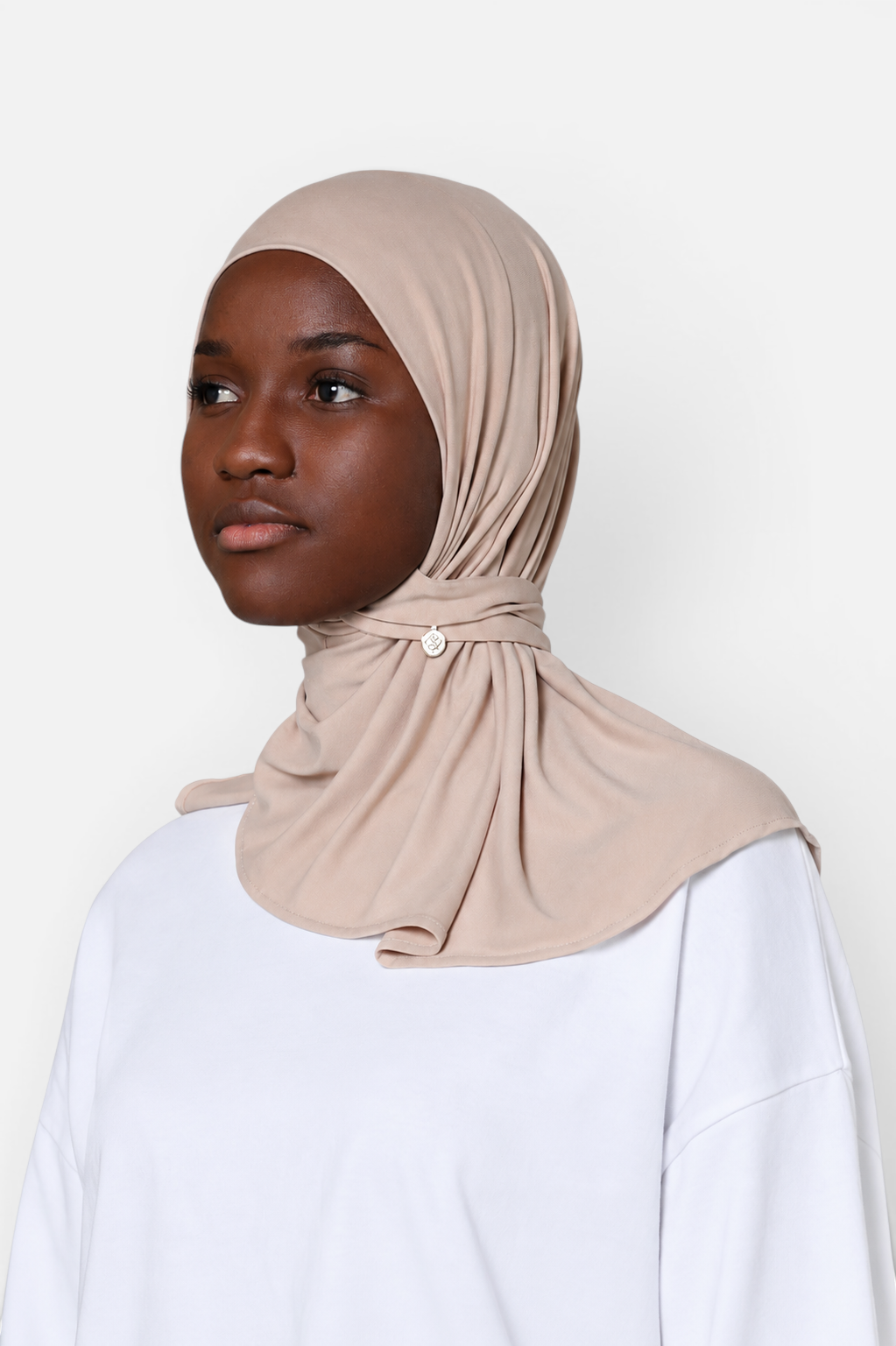 MODAL PULL ON SCARF SHORT <span>GOLDEN SAND</span>